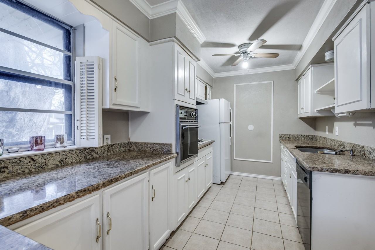 2639 Globe Ave - Photo 5 of 20