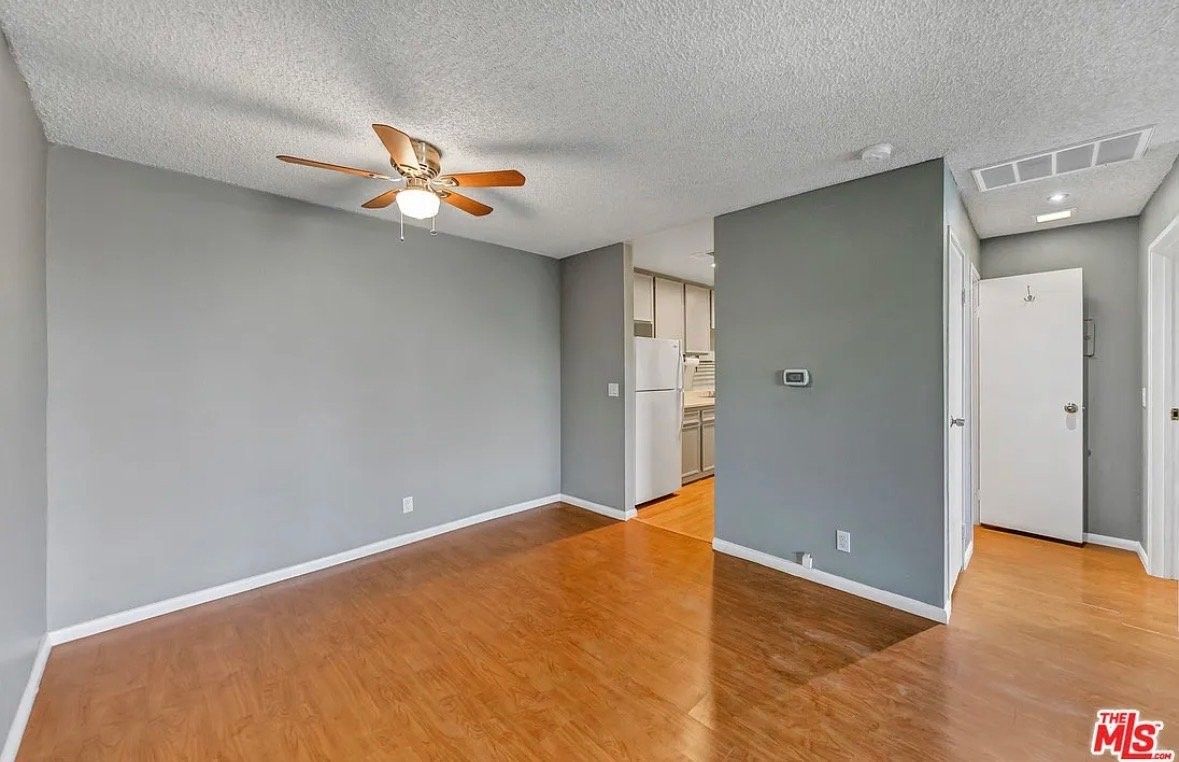 550 N Villa Ct #214 - Photo 2 of 13