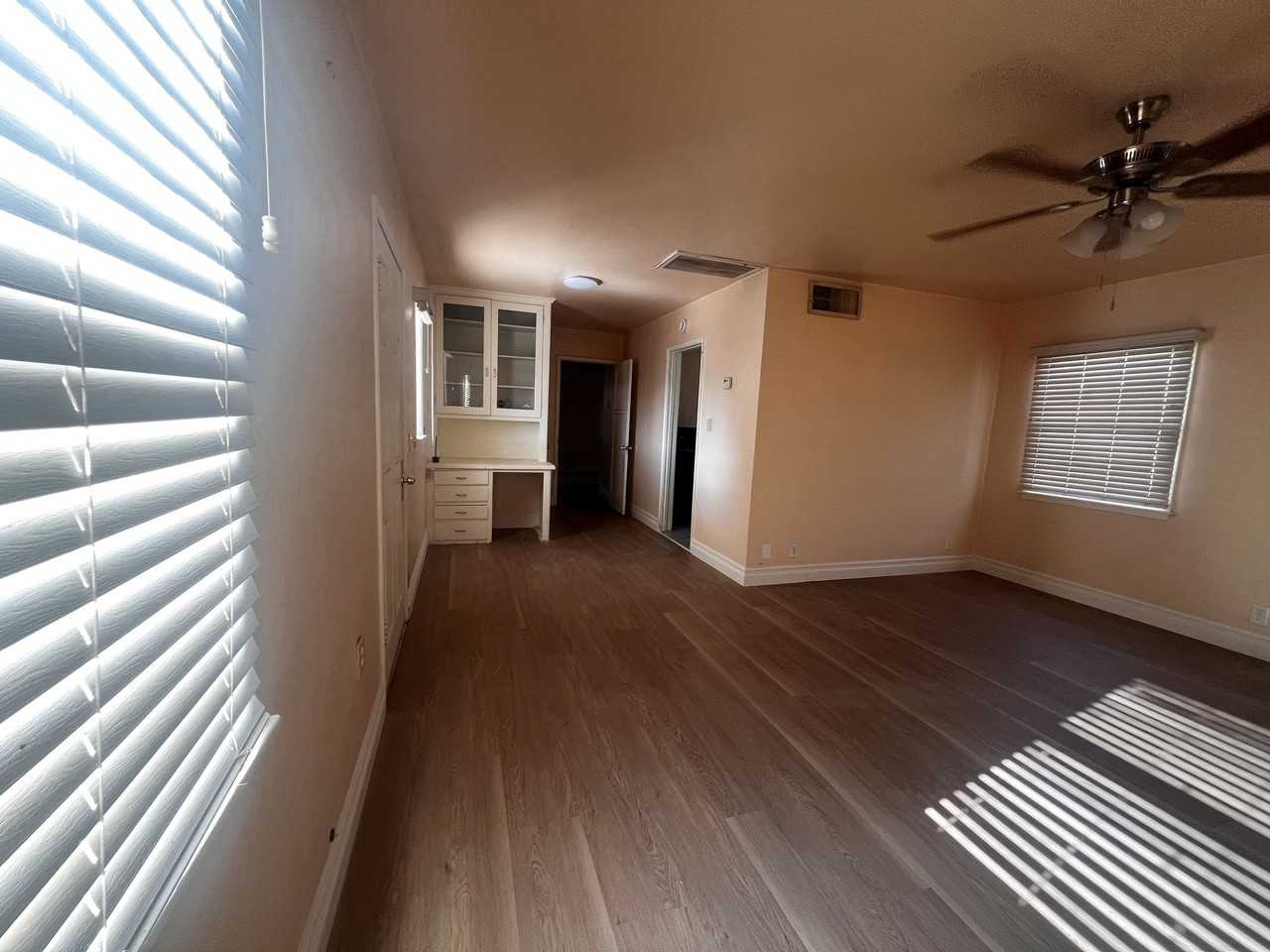 303 Chestnut St #1-2 - Photo 3 of 9