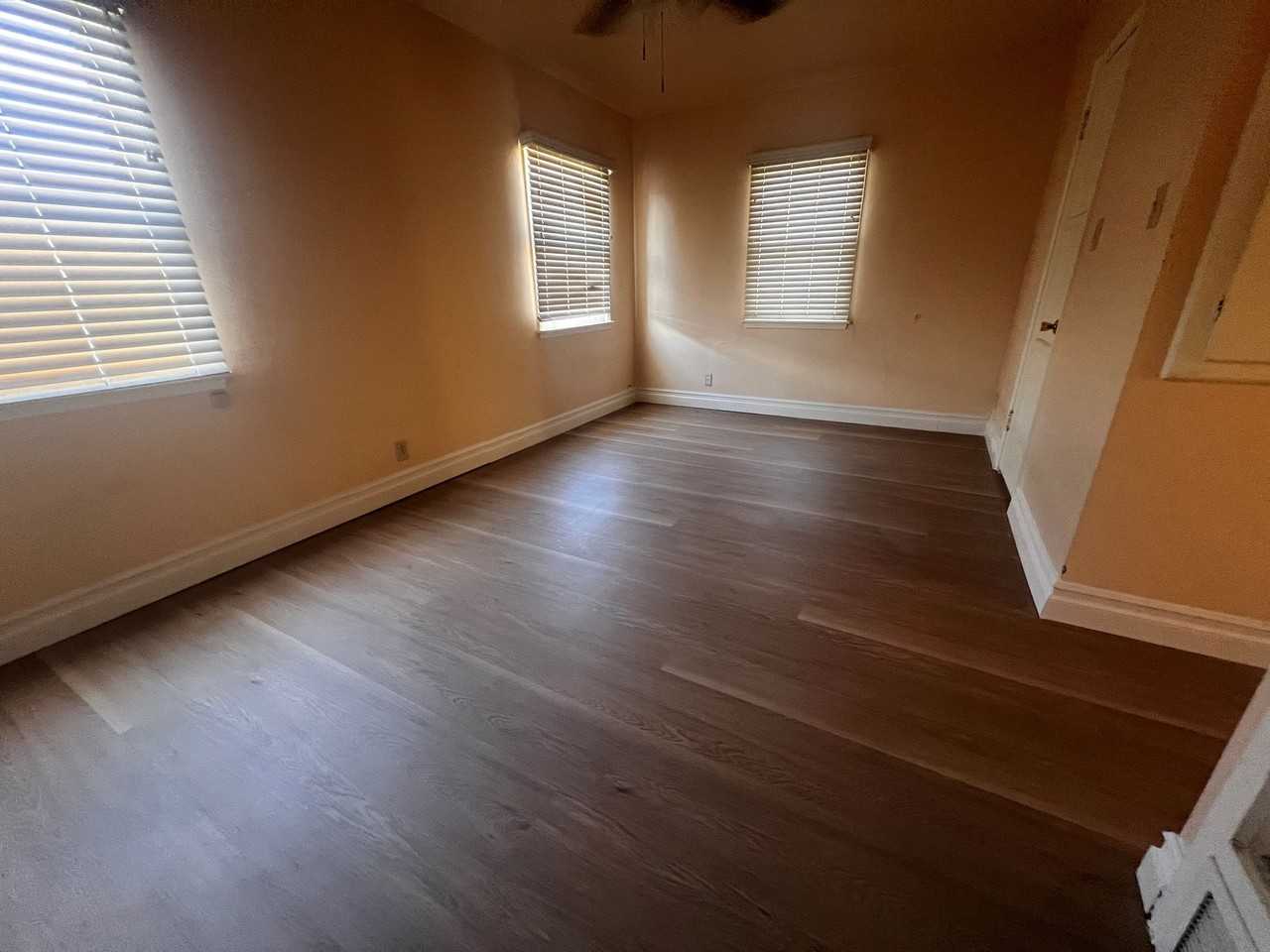303 Chestnut St #1-2 - Photo 6 of 9