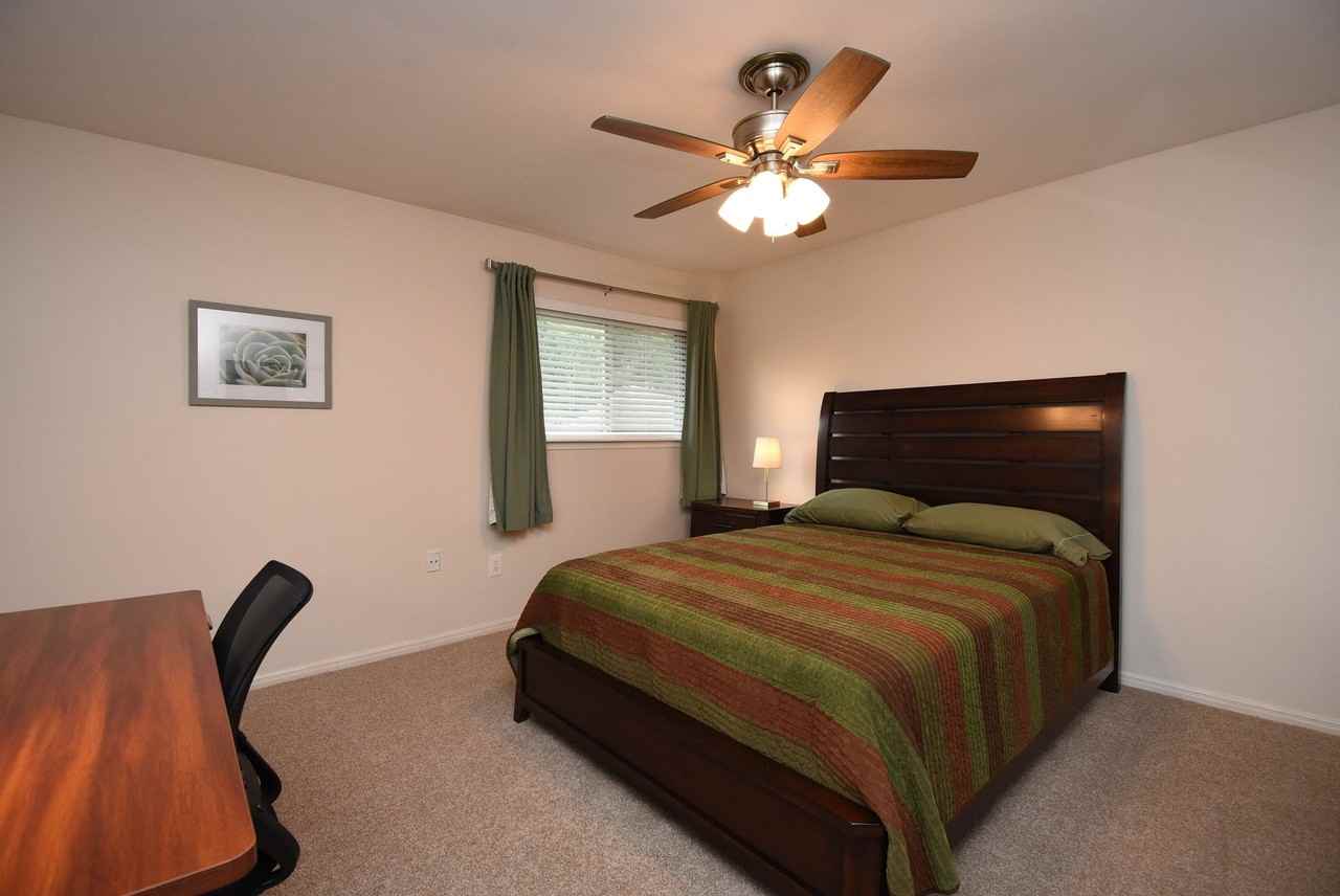 7907 Aleta Dr - Photo 2 of 12