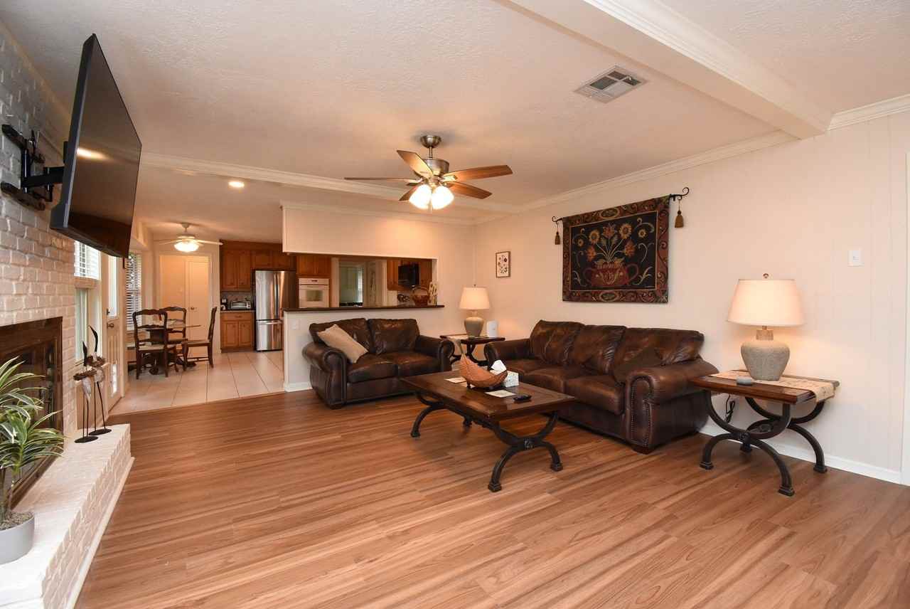 7907 Aleta Dr - Photo 5 of 12