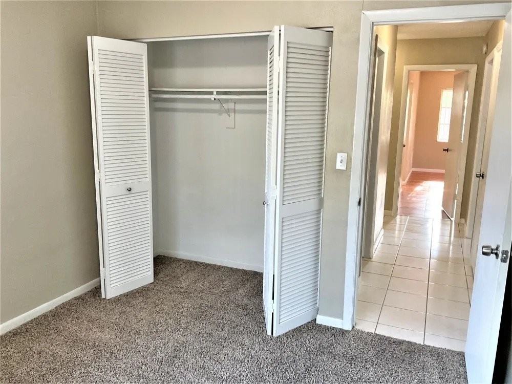 11729 Sw 122nd Ave - Photo 5 of 7