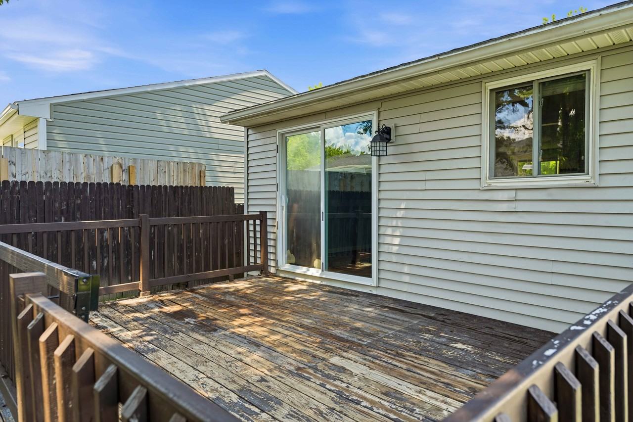 4195 Burningtree Rd - Photo 4 of 36
