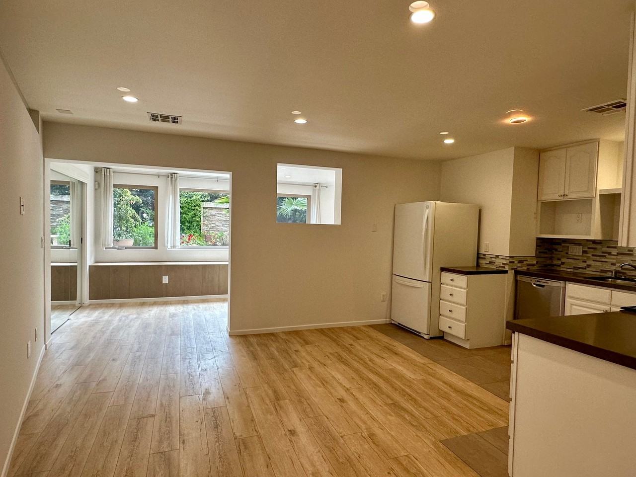3243 Malcolm Ave - Photo 6 of 12
