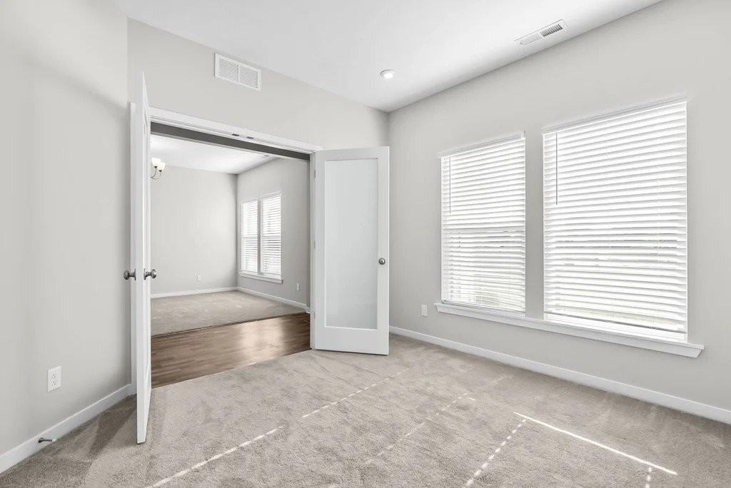 367 Birchwood Dr - Photo 3 of 20