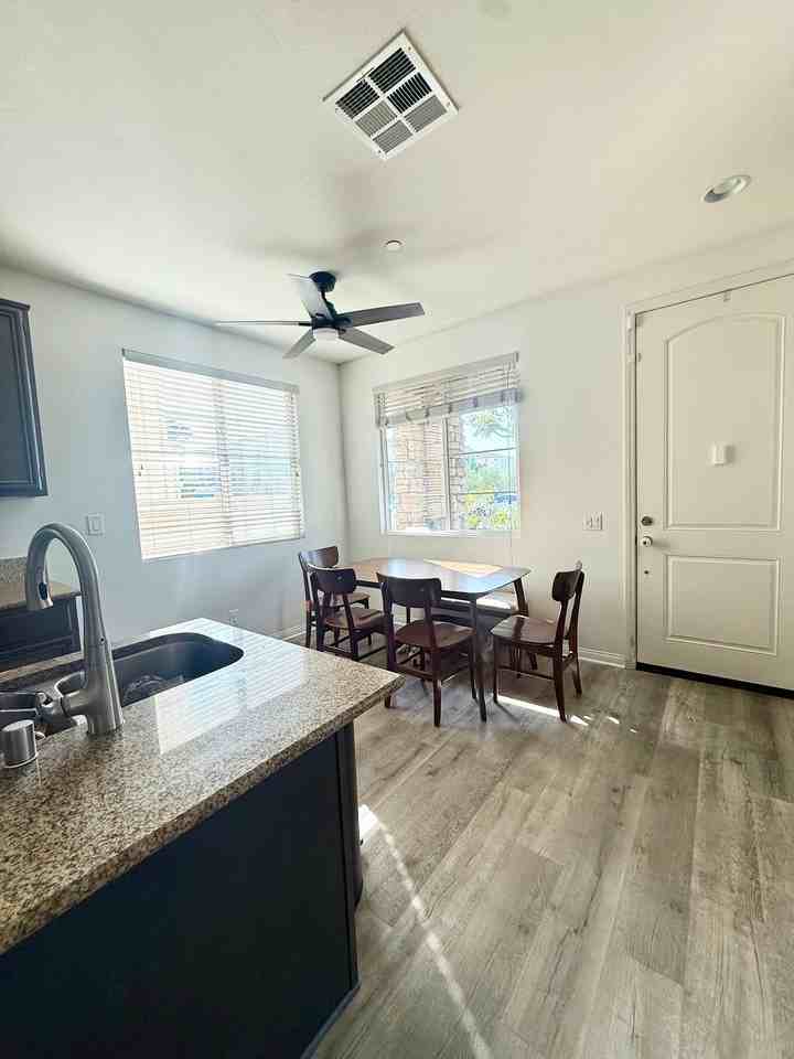 1310 Santa Victoria Rd - Photo 3 of 10