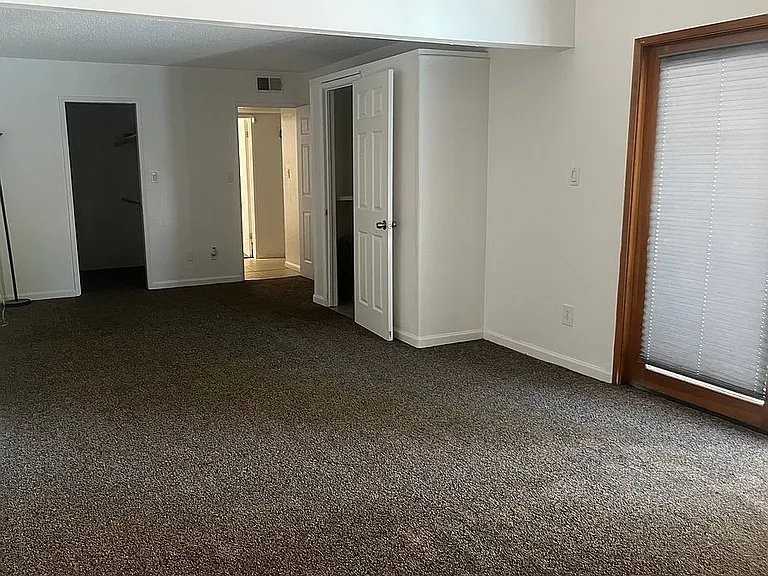 6313 Scenic Way - Photo 7 of 18