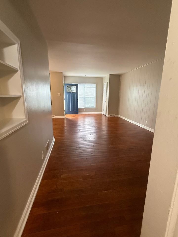1603 E Rudisill Blvd - Photo 5 of 7