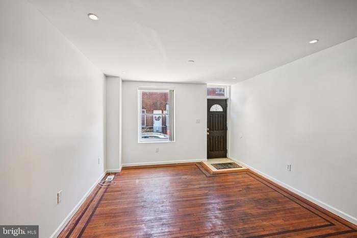 2324 S Mildred St - Photo 2 of 16