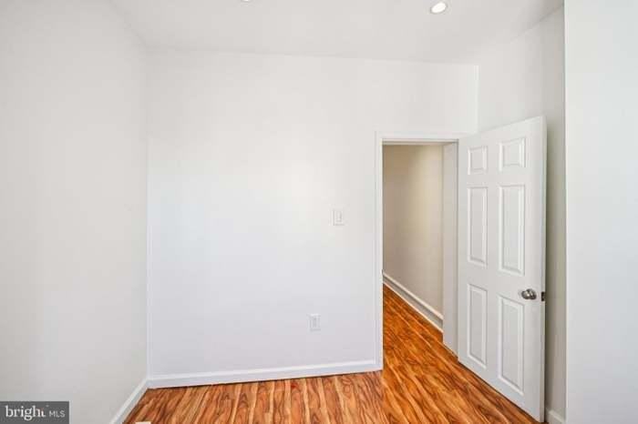 2324 S Mildred St - Photo 6 of 16