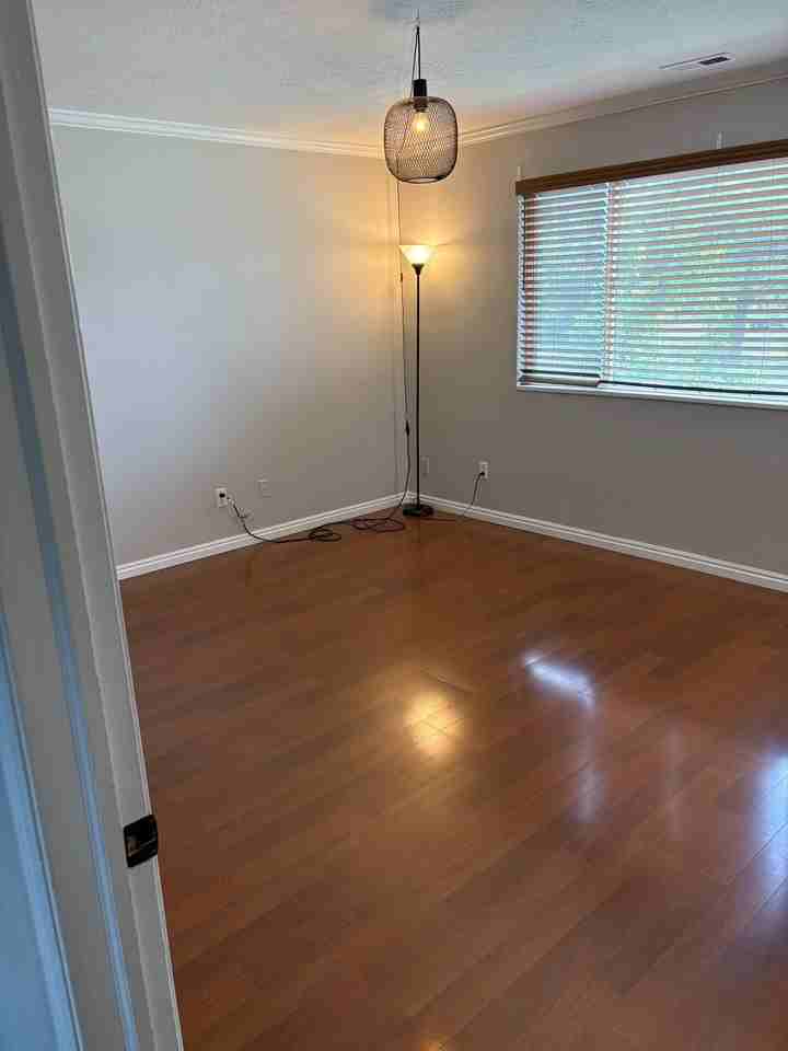414 W Country Club Dr #1 - Photo 4 of 20