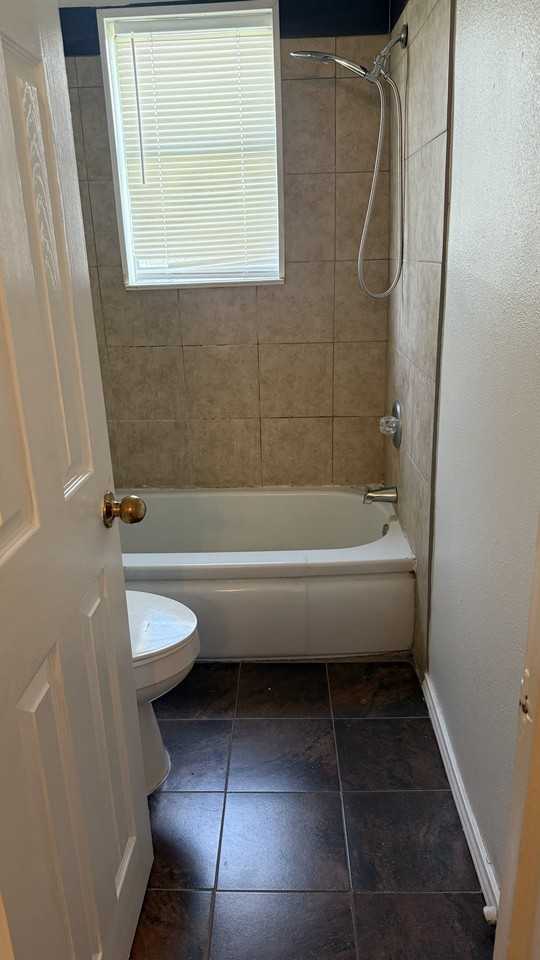 12215 Crosby Lynchburg Rd - Photo 6 of 13