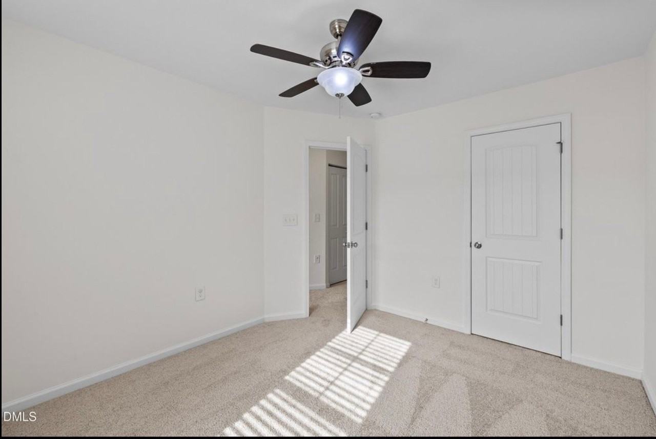 1108 Kudzu St - Photo 5 of 15