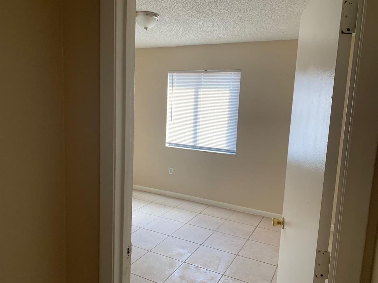 3873 Janeen Cir - Photo 5 of 9