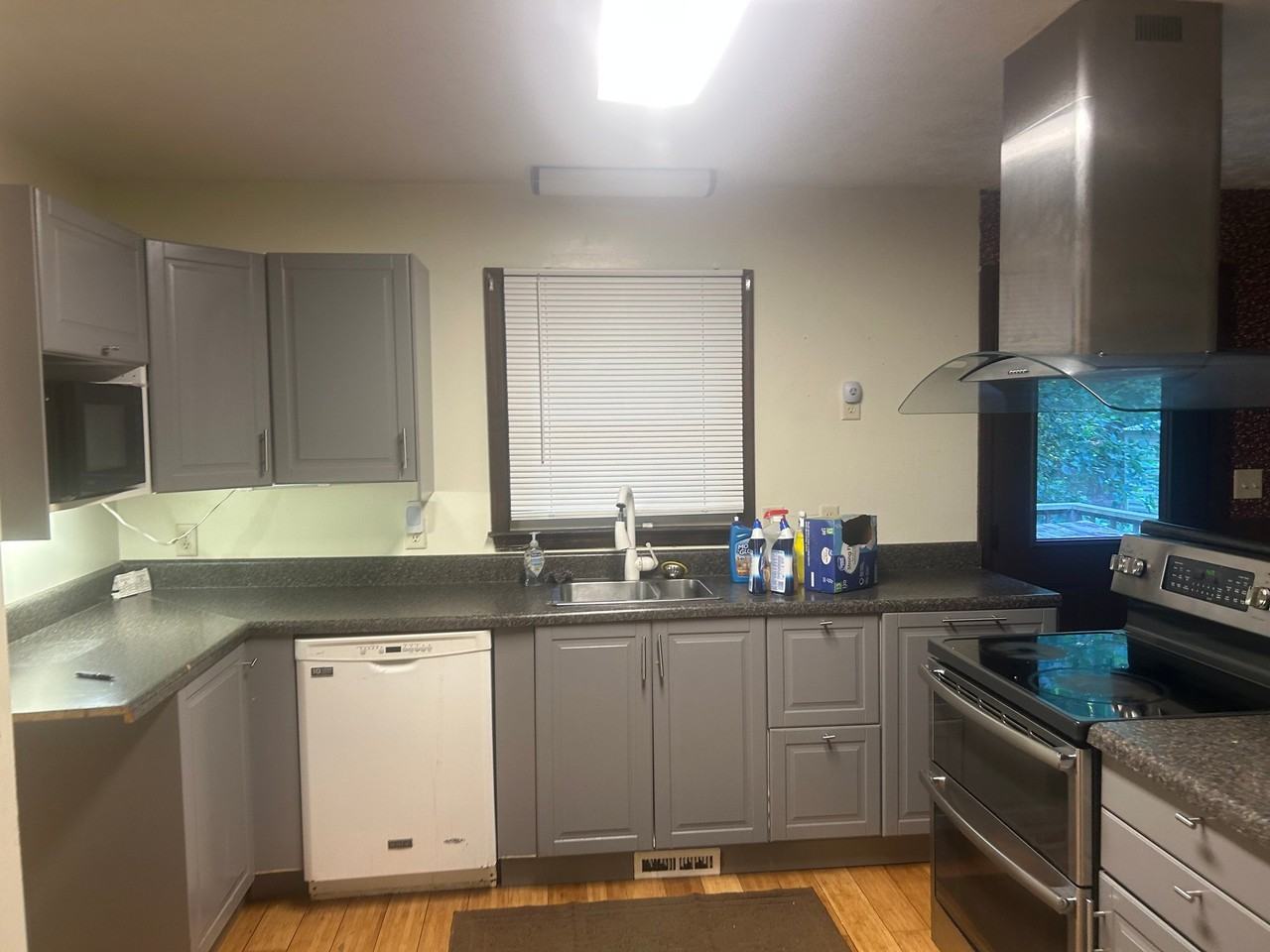 198 Fairfield Cir - Photo 6 of 16