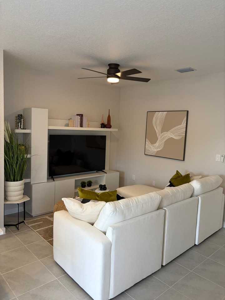 17932 Sw 357th Ter - Photo 2 of 10