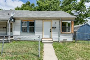 1809 N Market St - Photo 1 of 1