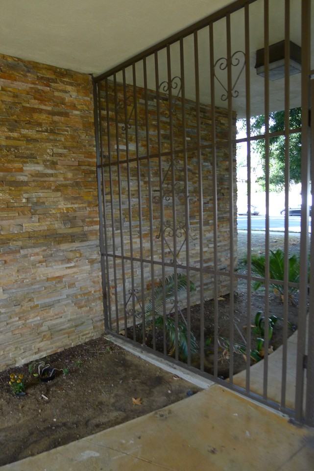 8740 Topanga Canyon Blvd #6 - Photo 4 of 31