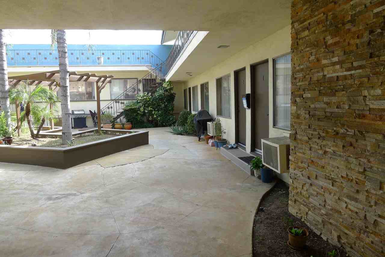 8740 Topanga Canyon Blvd #6 - Photo 5 of 31