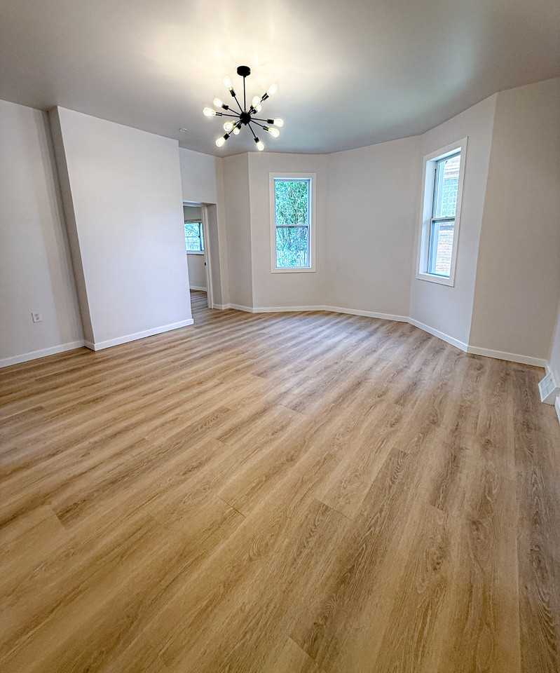 1404 Wareman Ave #2 - Photo 3 of 8