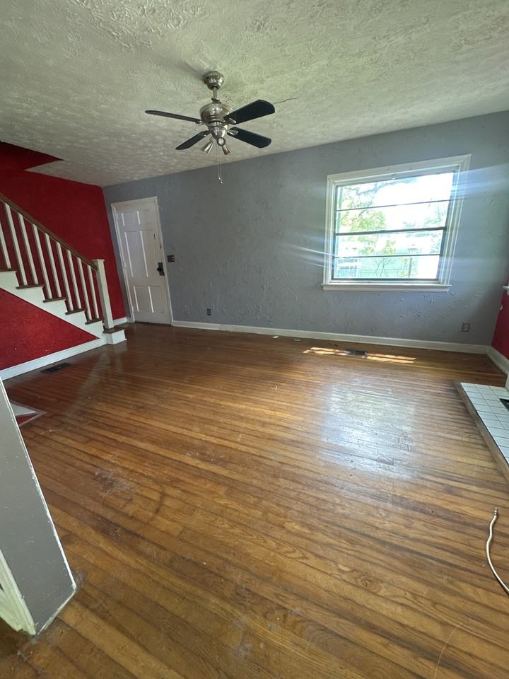 3844 Narrow Lane Rd #B - Photo 3 of 10