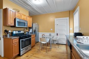 featured image of 54 Chester Ave #1
