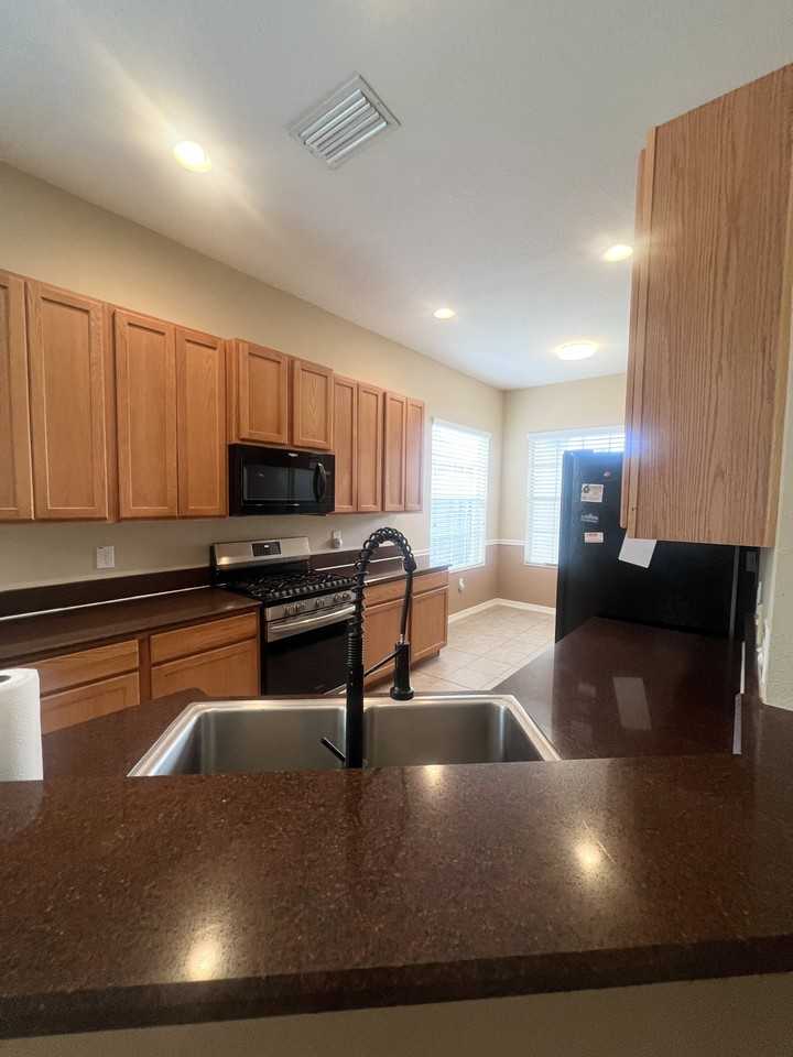 31748 Blythewood Way #NA - Photo 3 of 18