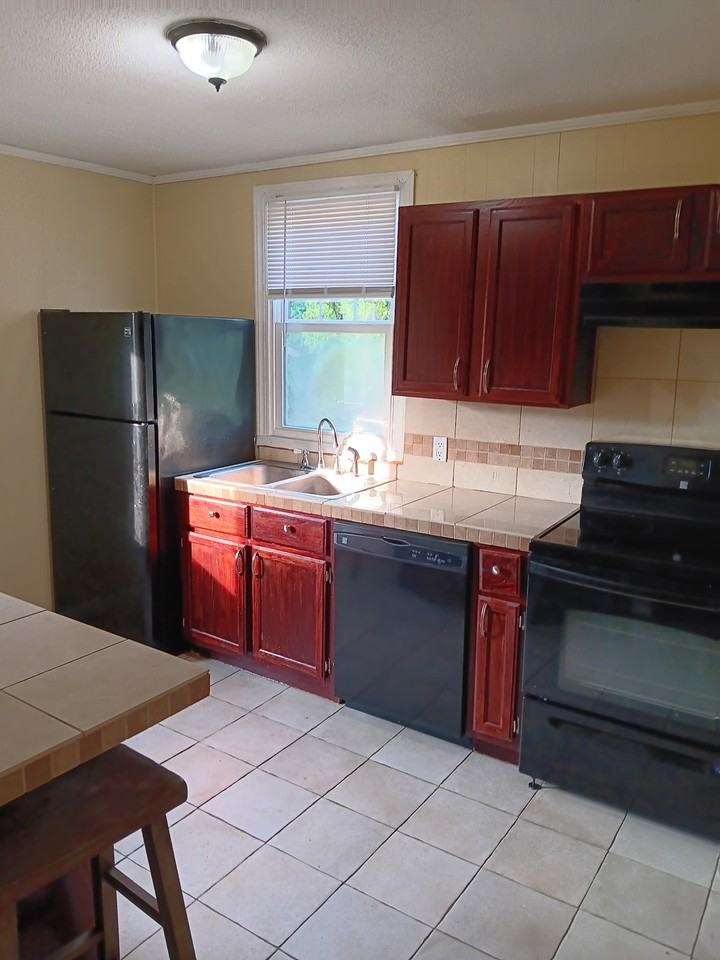 2560 Celtic Dr #NA - Photo 3 of 9