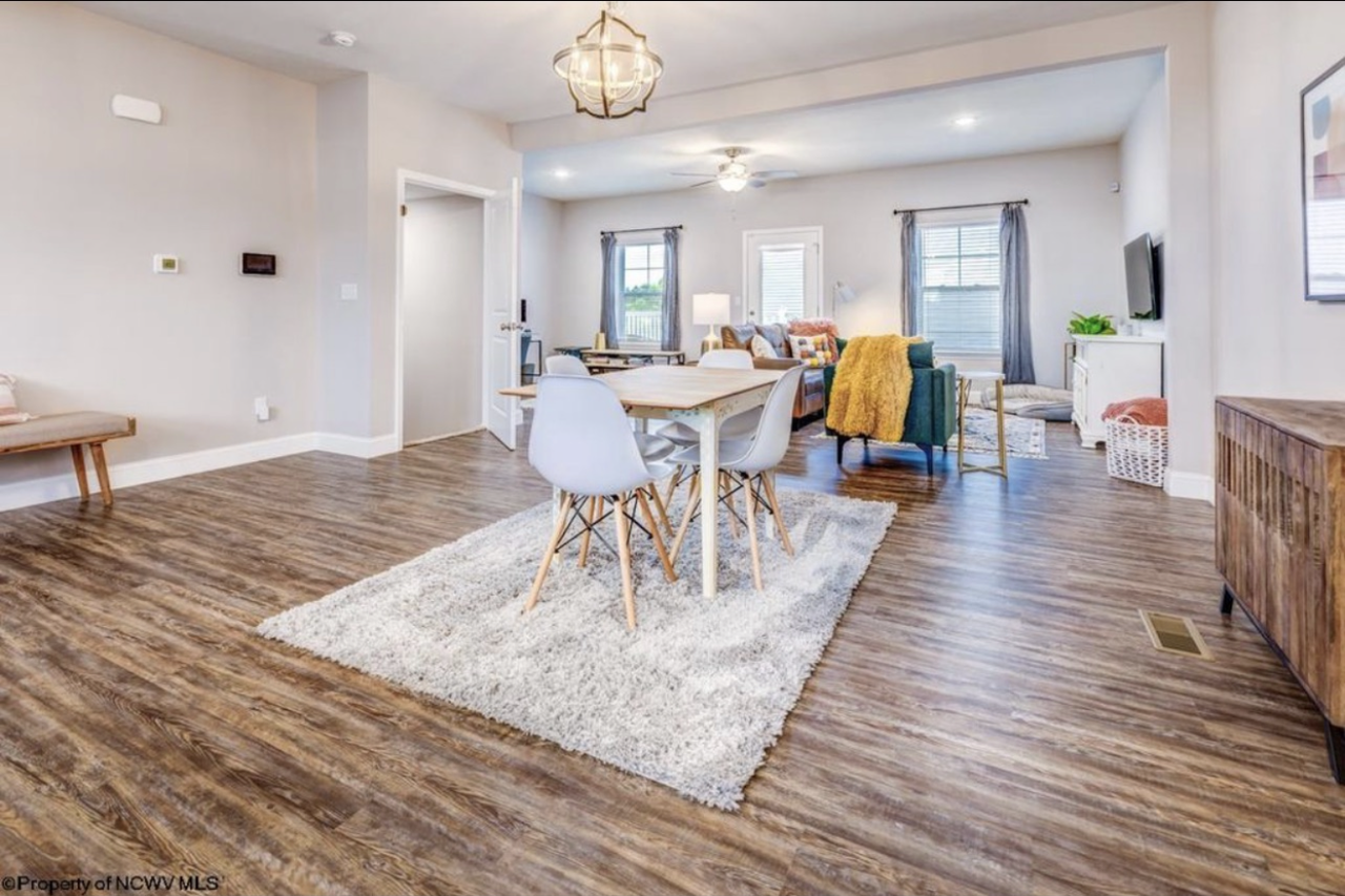 201 Red Oak Ln #201 - Photo 6 of 11