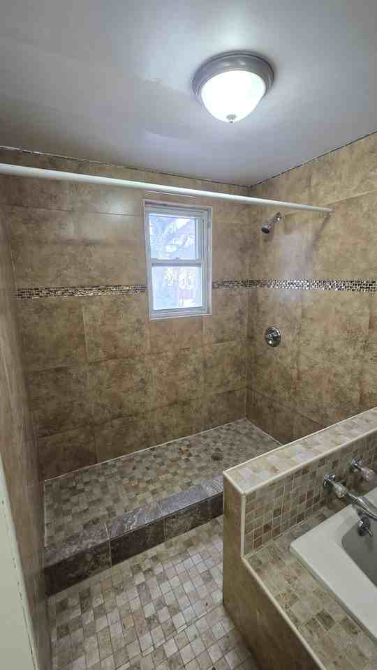 641 S 5th Ave #1stFL - Photo 7 of 10