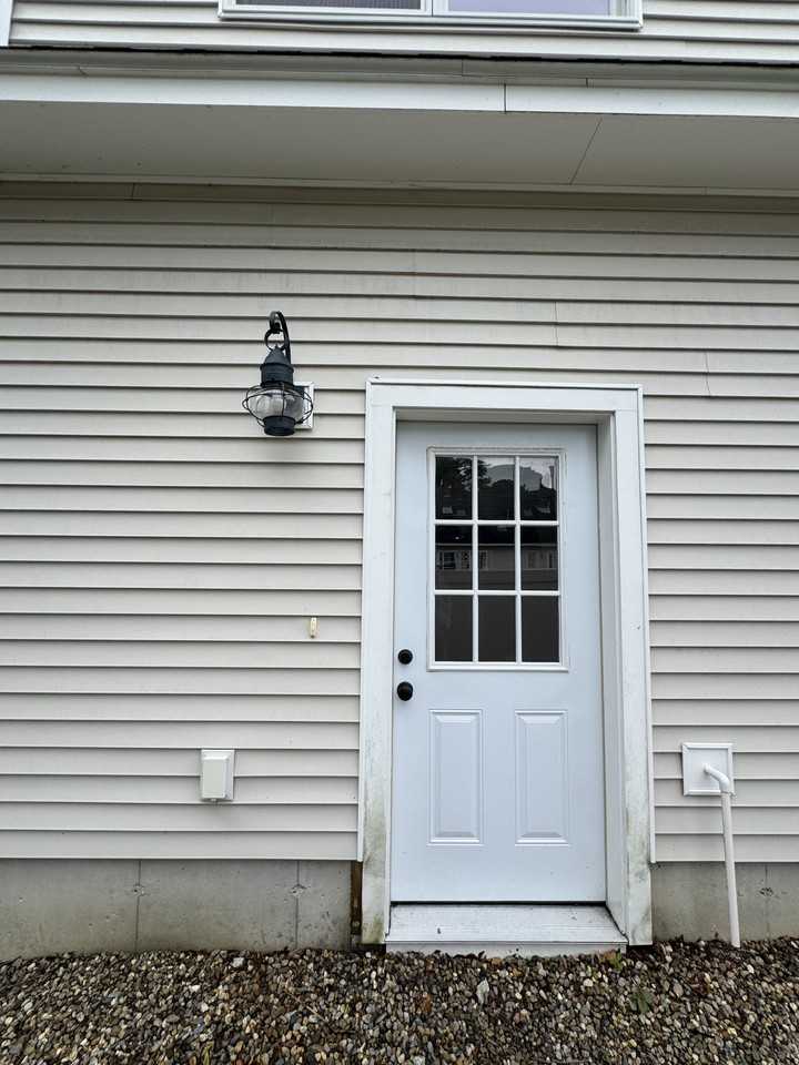 141 Cass St - Photo 2 of 17