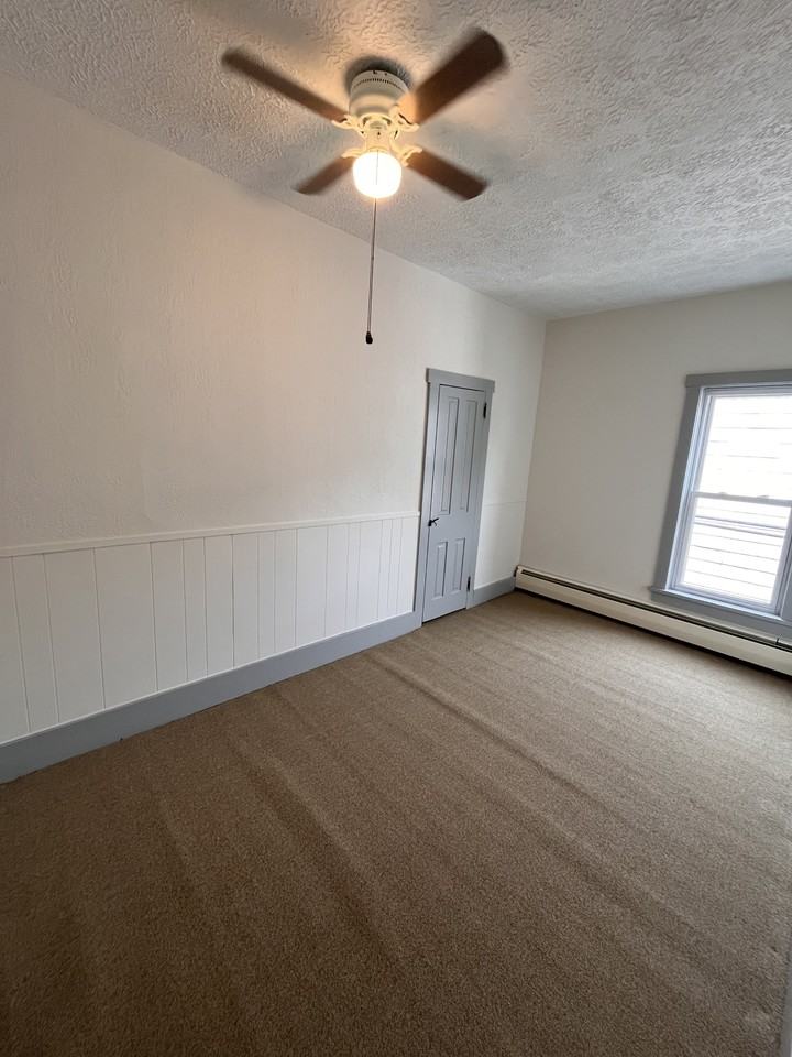 256 Catawissa Ave #1-2 - Photo 6 of 14