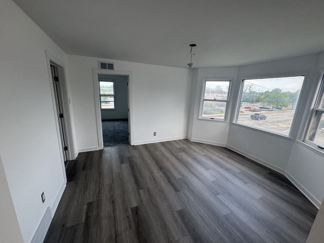 2912 S Chicago Ave - Photo 6 of 14