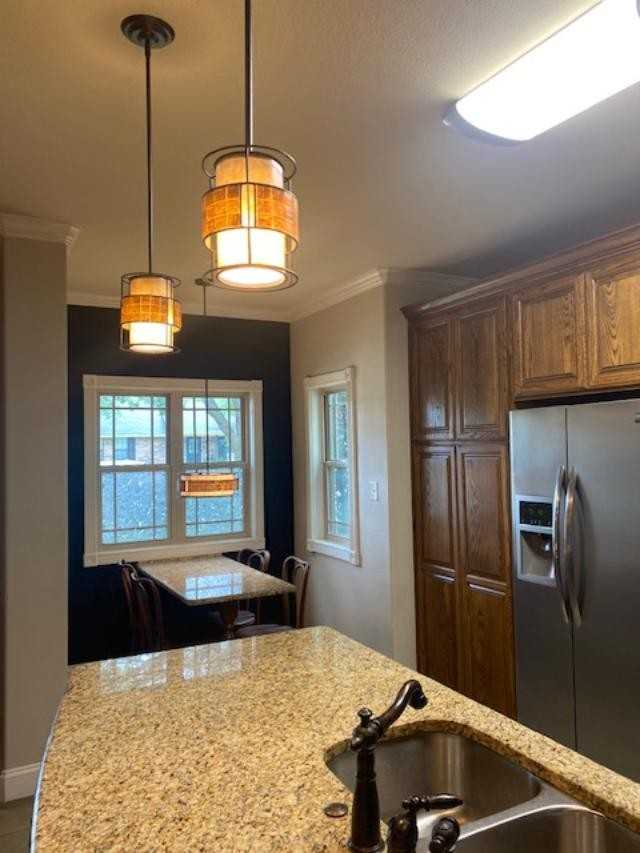 1003 Holden St #NA - Photo 3 of 16