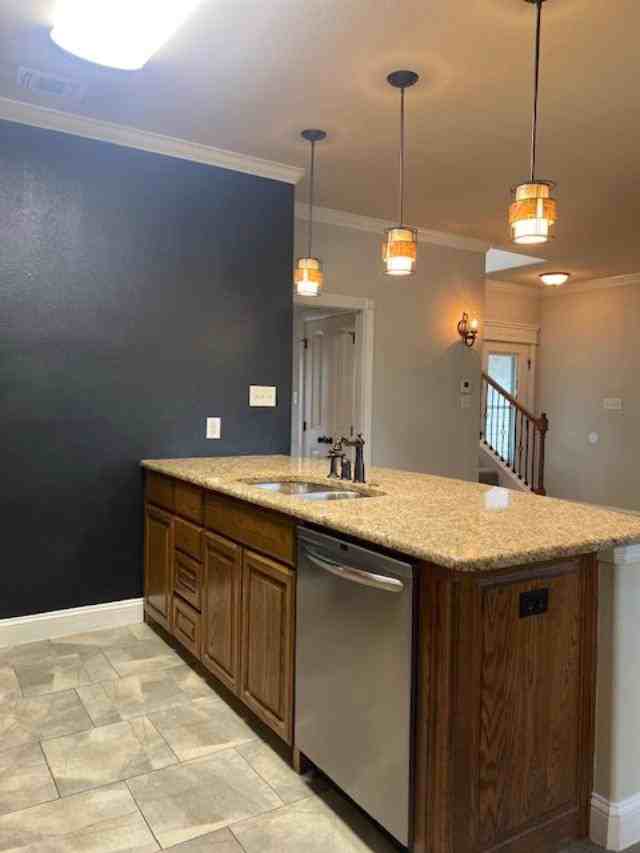 1003 Holden St #NA - Photo 5 of 16