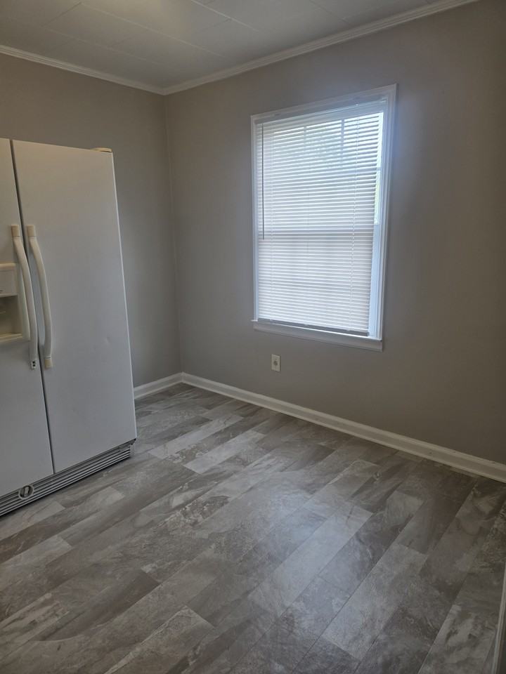 302 Penn Pl #NA - Photo 4 of 17