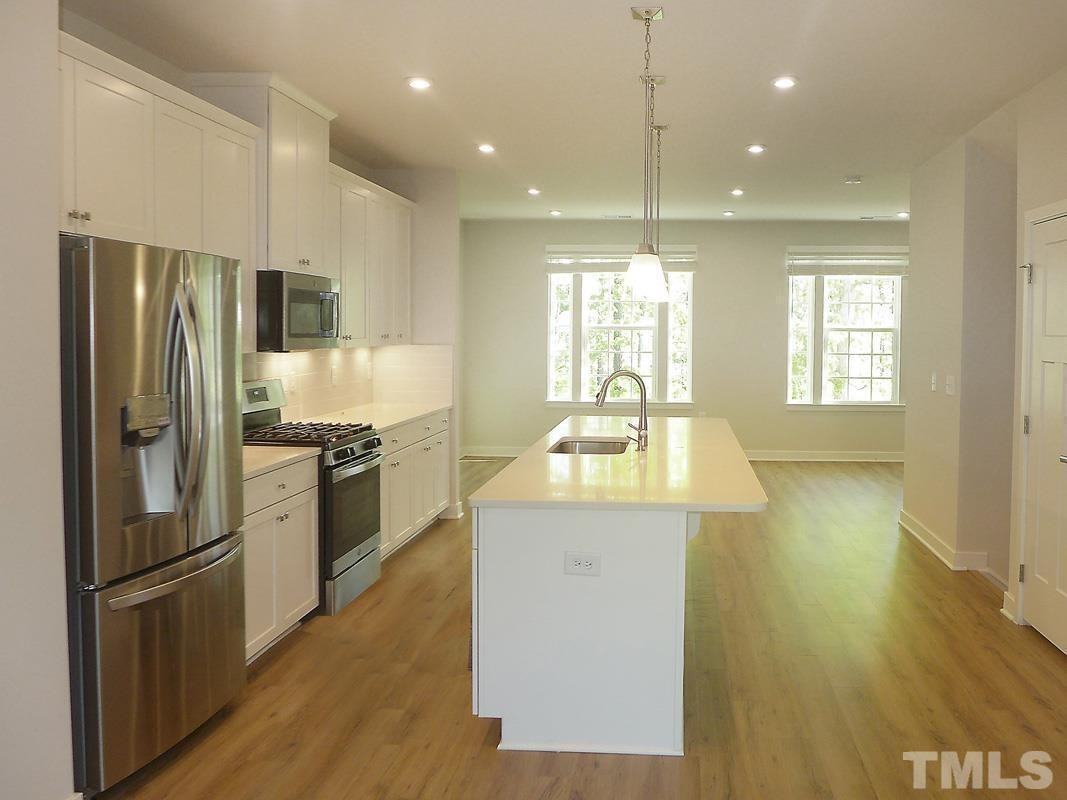 137 Callowhill Ln #137 - Photo 2 of 34