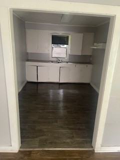 1704 Blue St #NA - Photo 3 of 9