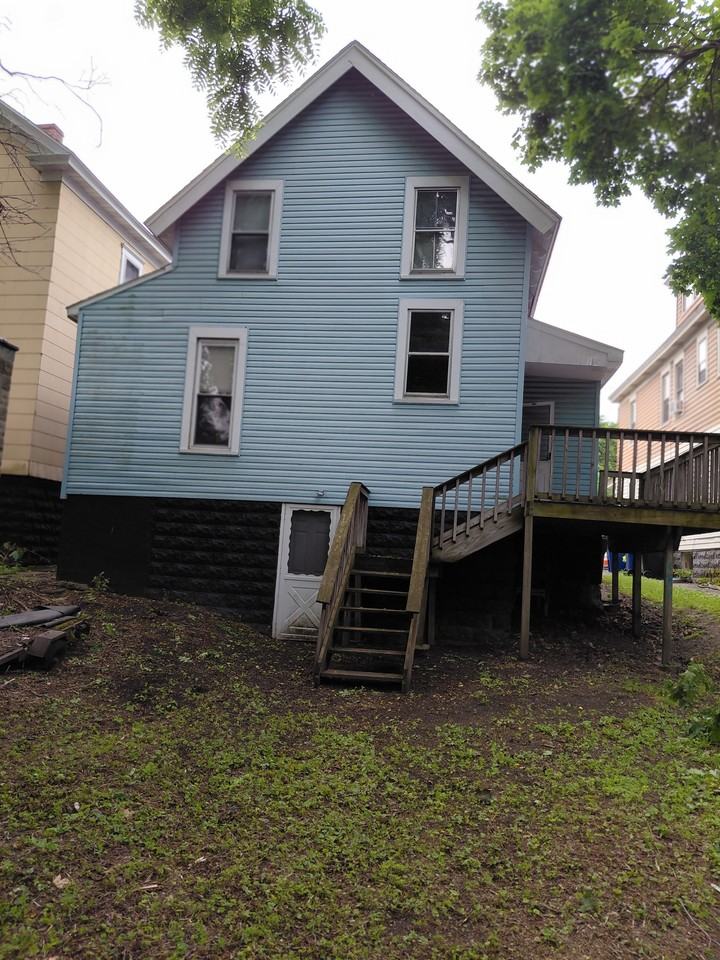 206 Cayuga St #1 - Photo 7 of 8