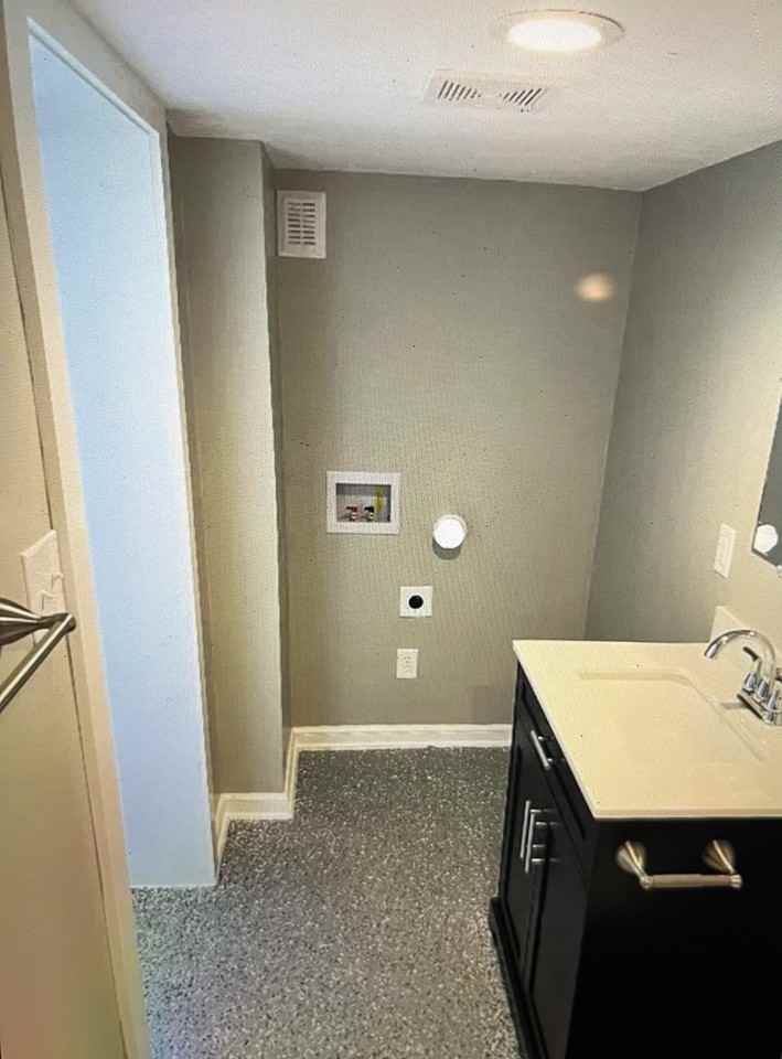 200 Rodoret St N #1 - Photo 3 of 9