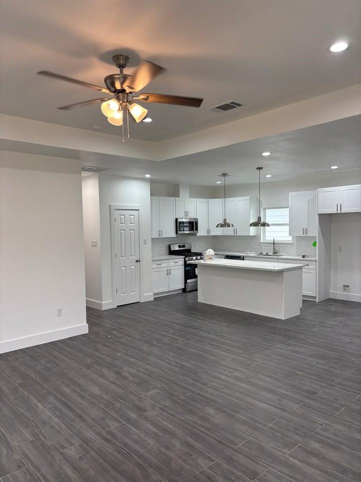 2515 11th St #NA - Photo 2 of 7