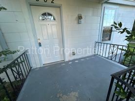 902 Pine St - Photo 1 of 1