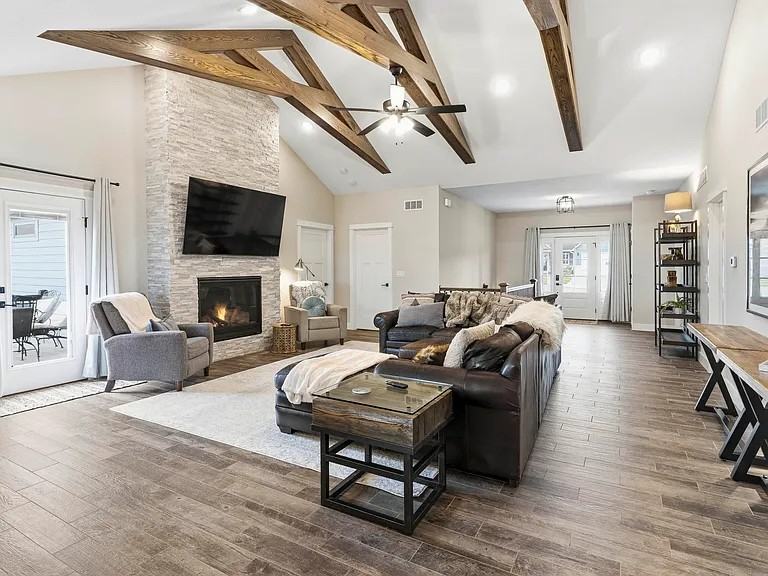 3911 Travers Cir #NA - Photo 5 of 50