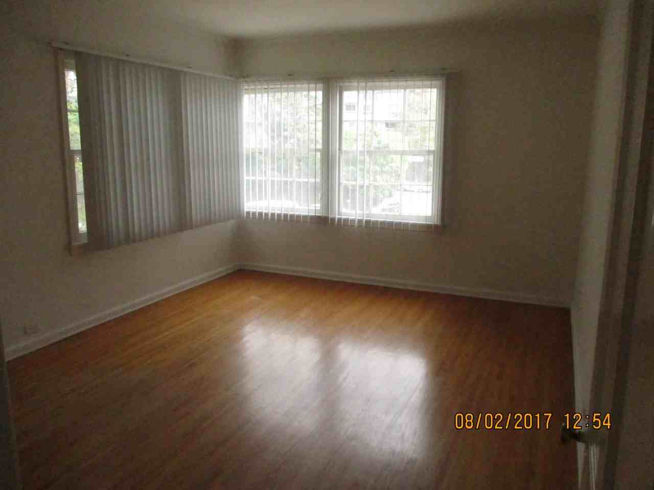 1000 Tiverton Ave #1000 - Photo 7 of 12
