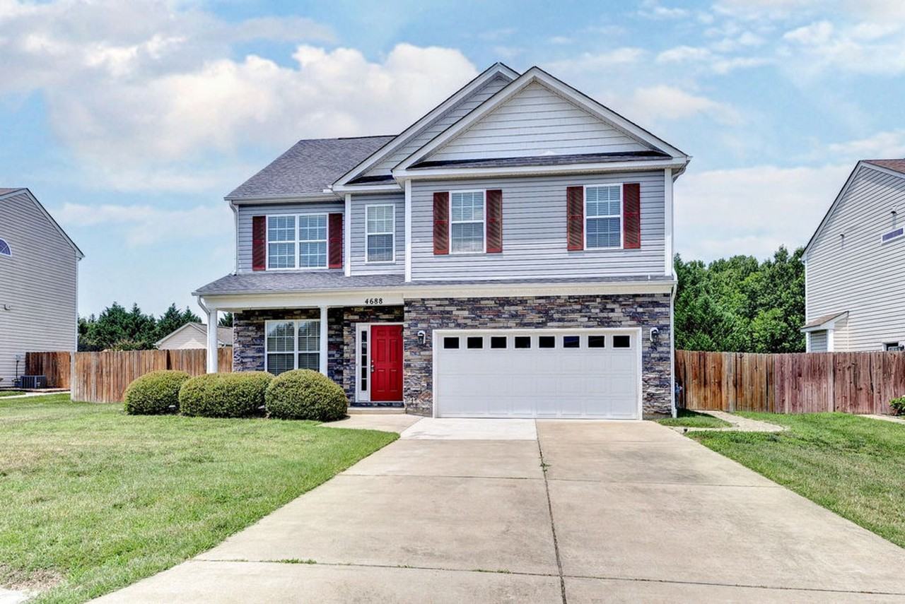 4688 Yeardley Loop - Photo 2 of 45