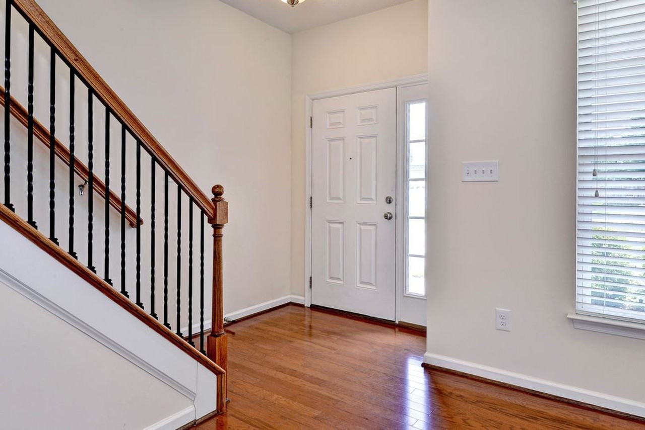 4688 Yeardley Loop - Photo 5 of 45