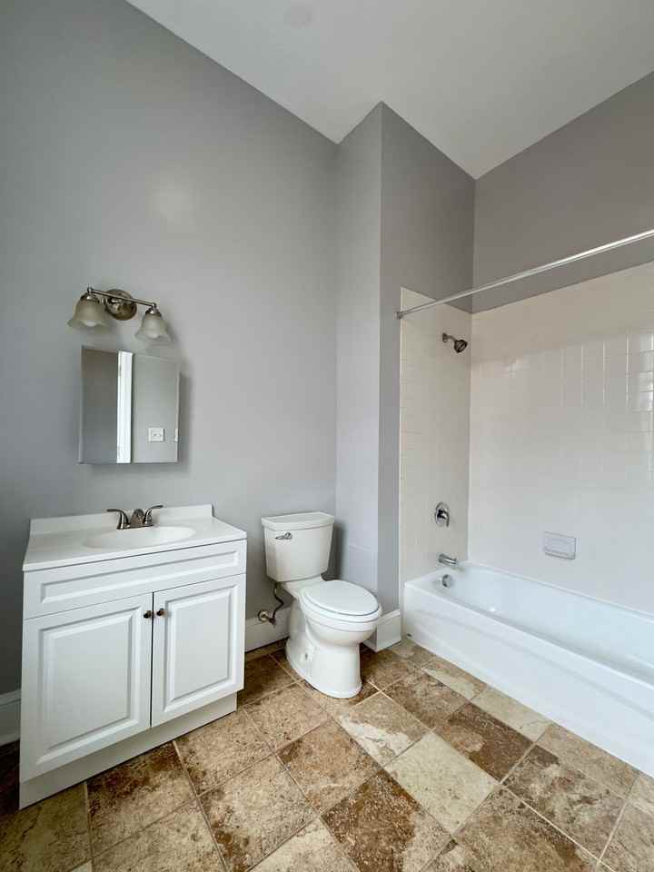 For Rent: Spacious Urban Living at 1322 - Photo 5 of 19