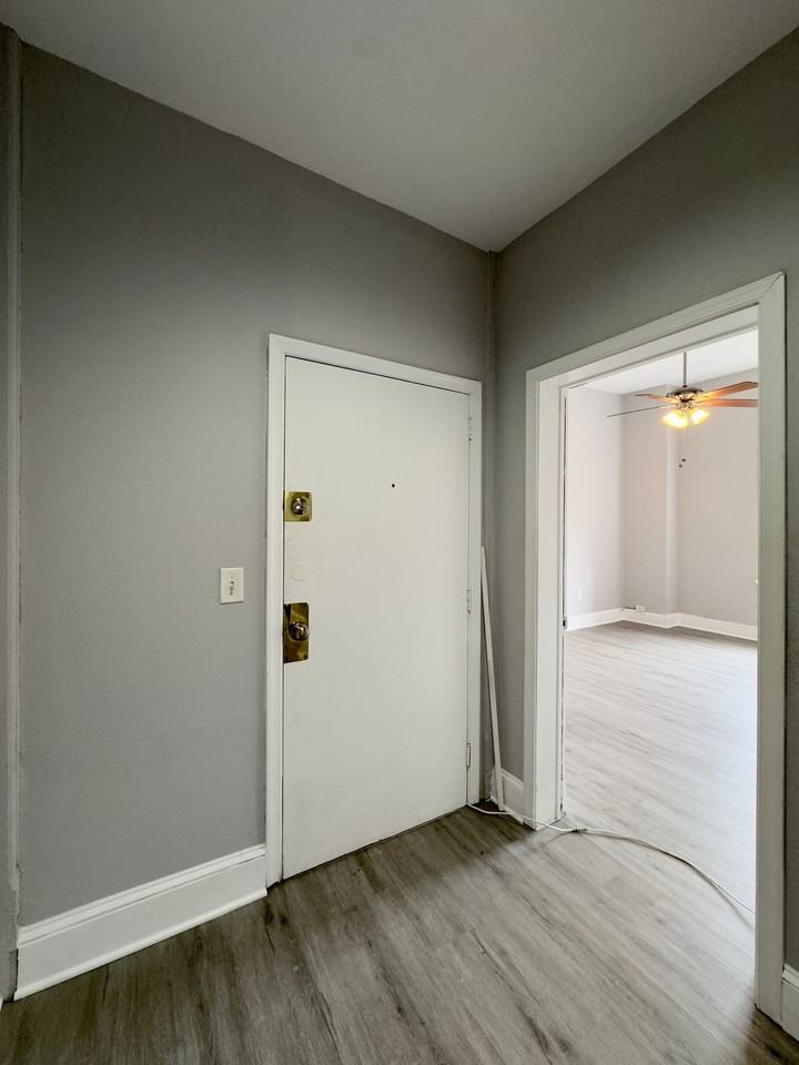 For Rent: Spacious Urban Living at 1322 - Photo 6 of 19