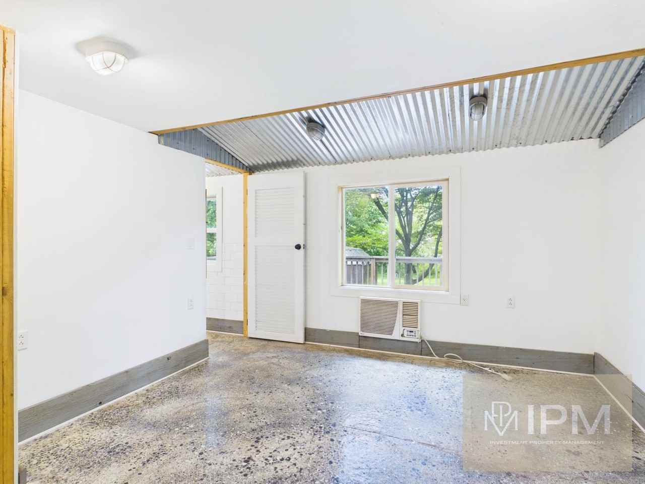 2451 Log Cabin Rd - Photo 6 of 12